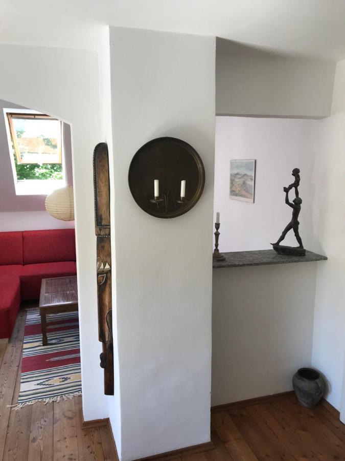 מינכן Charmante Altbau-Dg-Wohnung מראה חיצוני תמונה