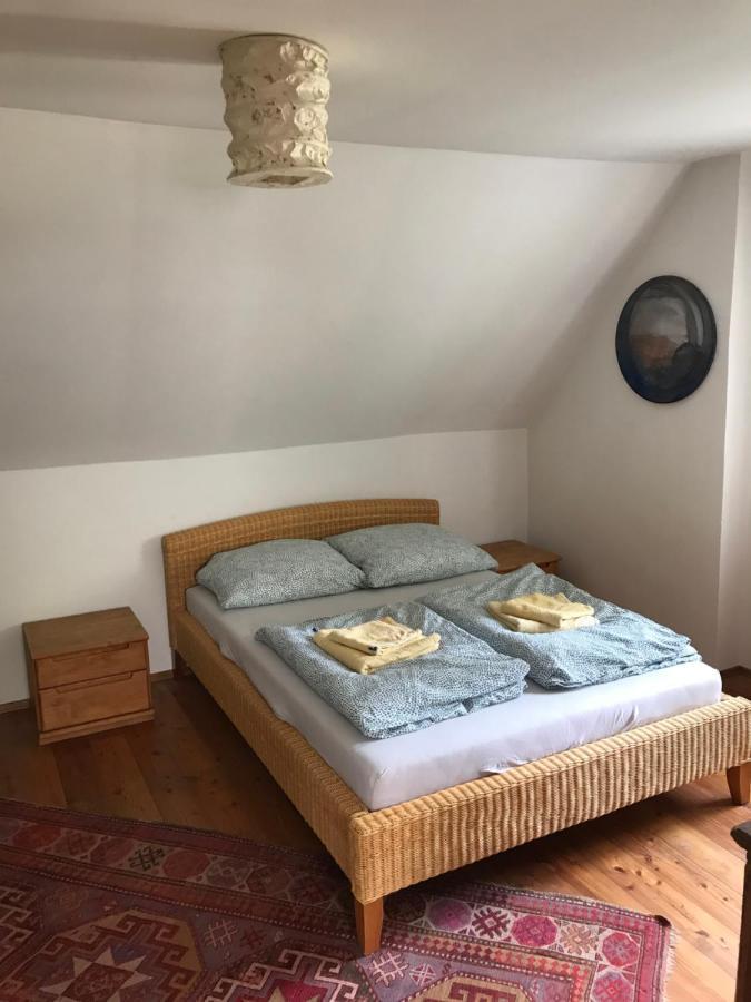 מינכן Charmante Altbau-Dg-Wohnung מראה חיצוני תמונה